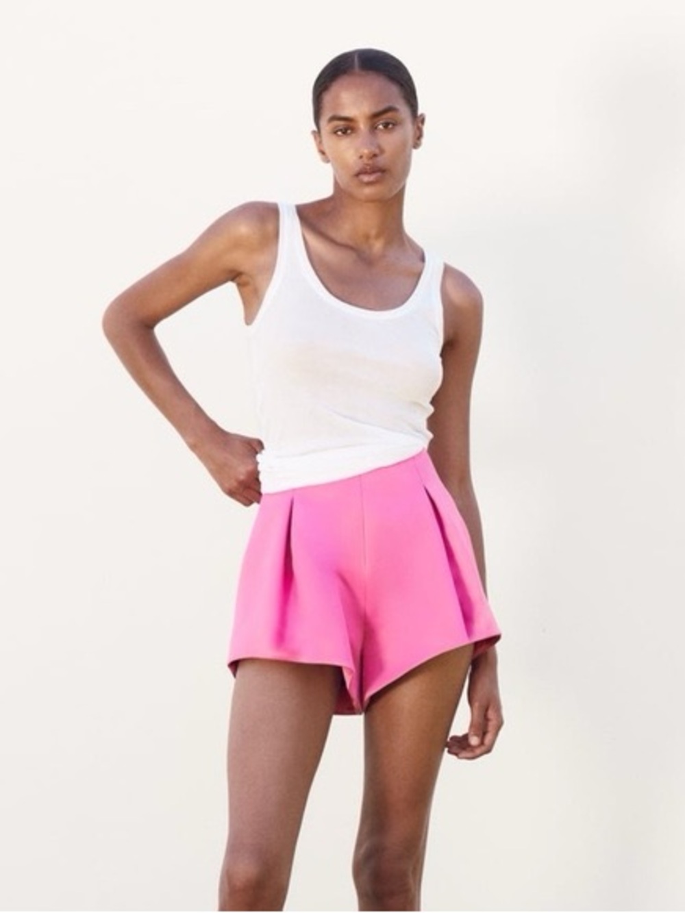 Zara Hot Pink High-Waist Pleated Women’s Shorts